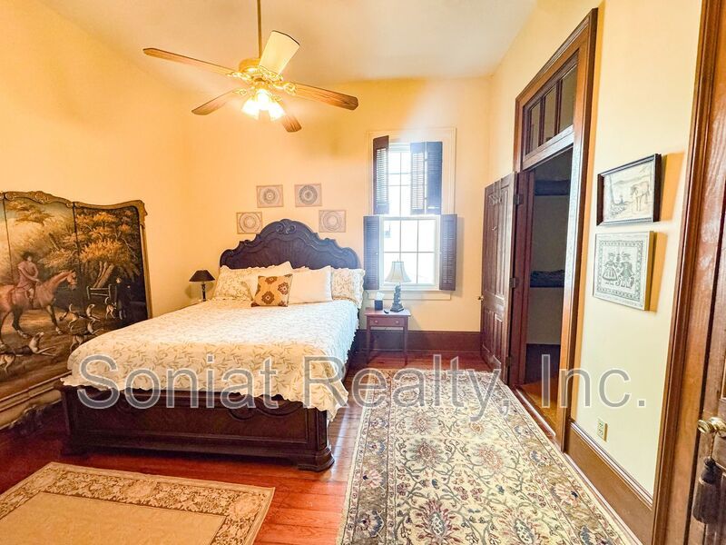 Beautiful Apartment in Garden District (Unfurnished) property image
