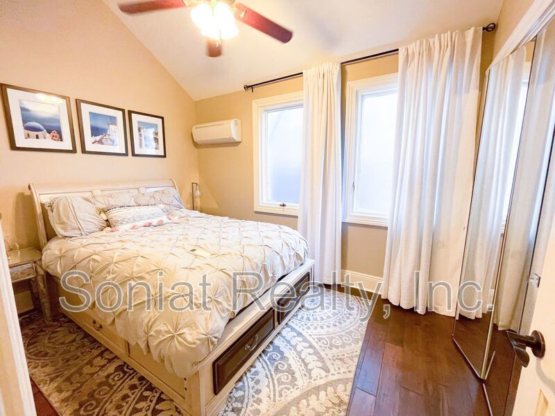 French Quarter Condo 2 Bedroom 1.5 Bath property image