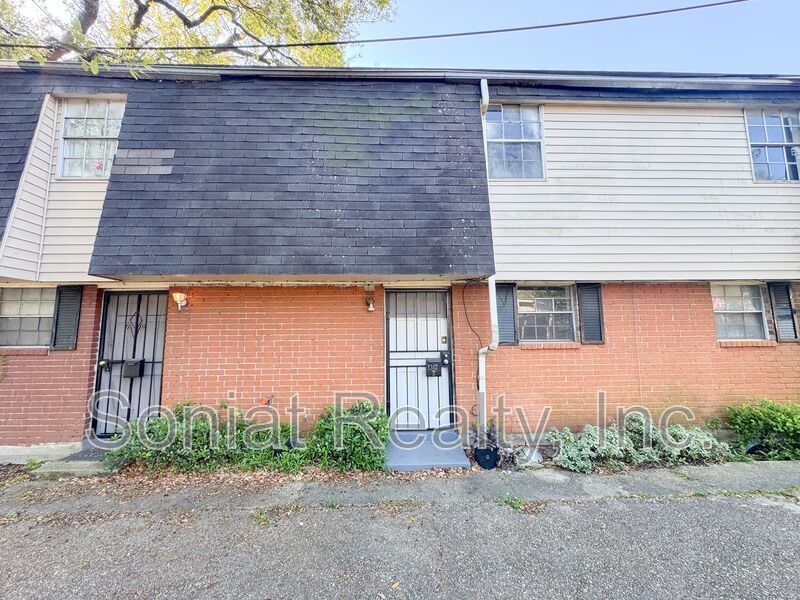 Nice 2 bedroom 1 bath Apartment on Elysian Fields (Section 8 Welcome) property image