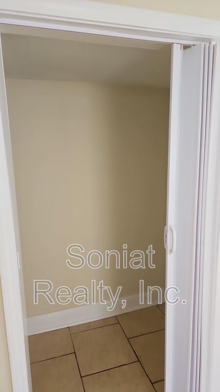 New Orleans East Apartment property image