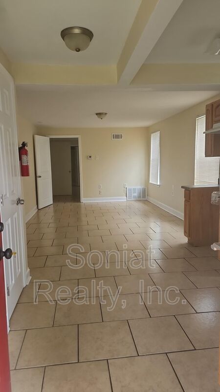 New Orleans East Apartment property image