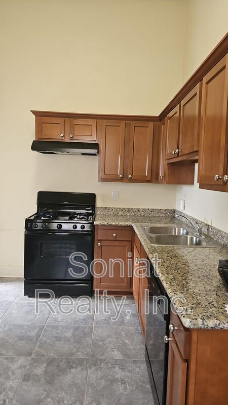 7th Ward  Half Double Available property image