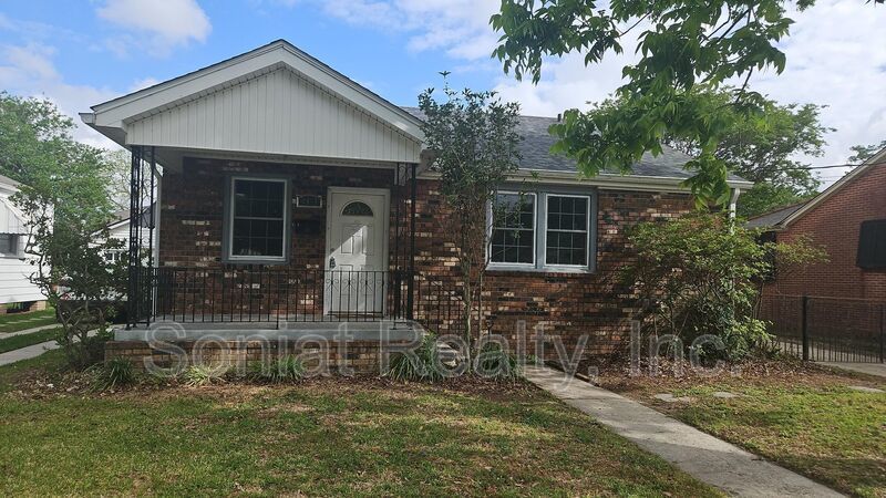 Single Three Bedroom In Jefferson Parish property image