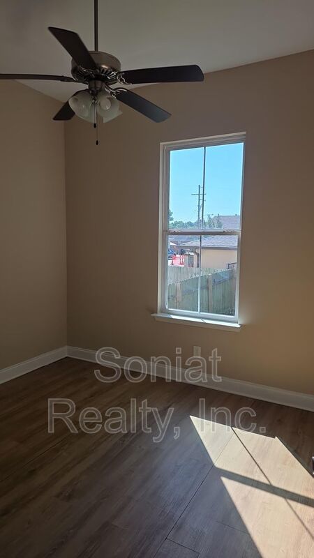 Accepts Vouchers - Available Two Bedroom Double Available property image
