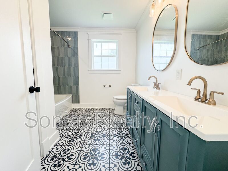 Beautiful 2 Bedroom in Jefferson Heights property image