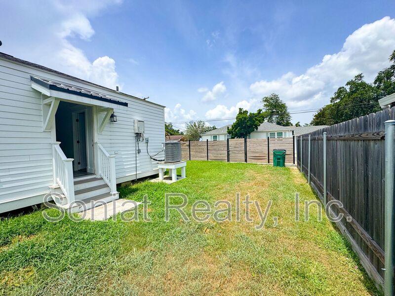 Beautiful 2 Bedroom in Jefferson Heights property image