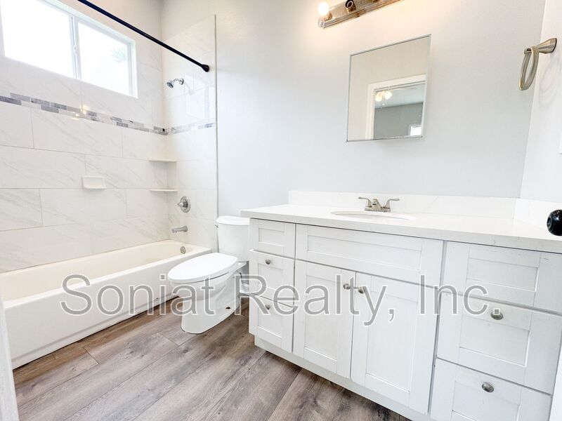 Spacious 3 Bedroom 2 Bath Home (Section 8 Welcome) property image