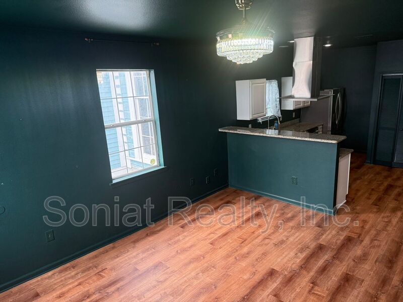 Treme Rental with Historic Character Near French Quarter-Accepts Vouchers property image
