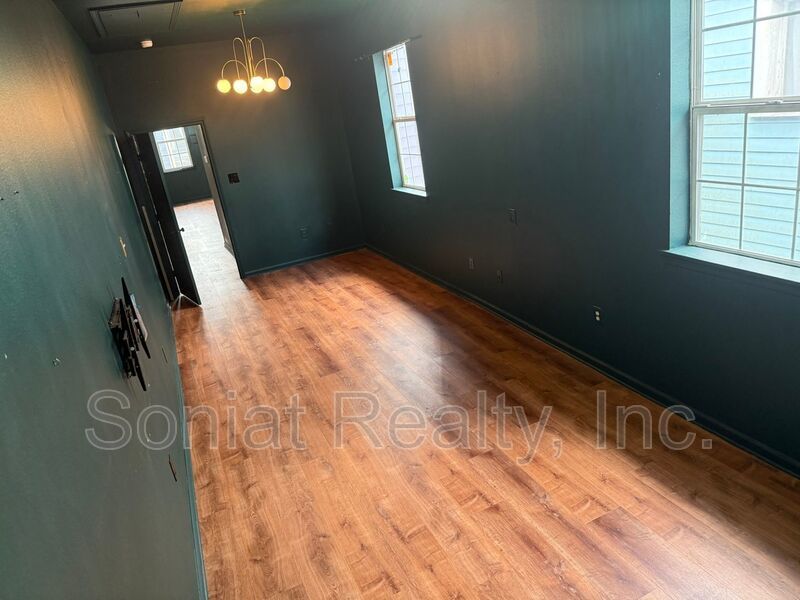 Treme Rental with Historic Character Near French Quarter-Accepts Vouchers property image