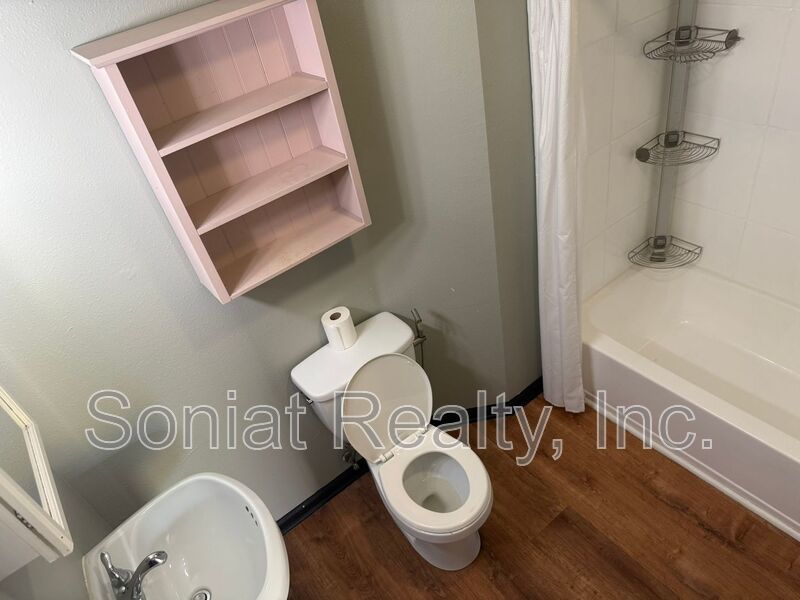 Treme Rental with Historic Character Near French Quarter-Accepts Vouchers property image