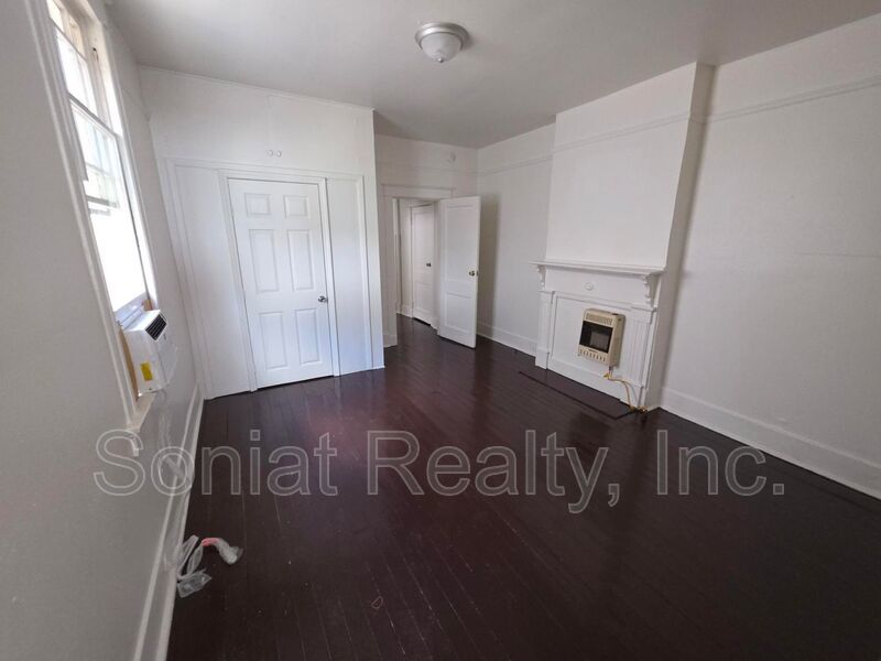 2 bedroom 1 bath shotgun mid city double property image